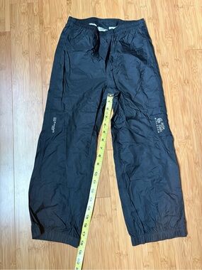 Mountain Hardware Rain Pants - youth XS